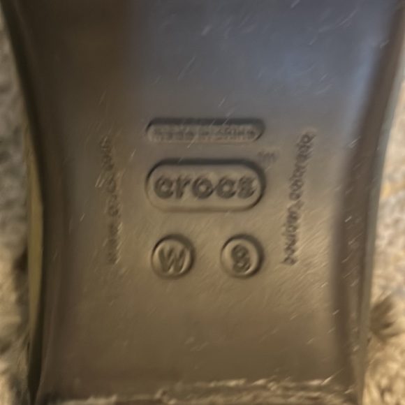 Crocs clogs! - Picture 6 of 6